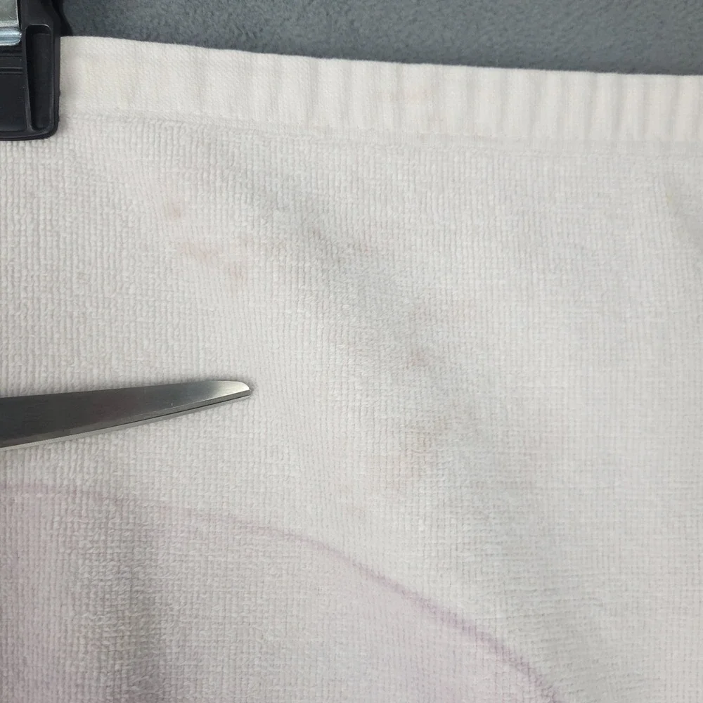 Mountain Dew Beach Towel White Green Graphic Print 33x59 in Soda Advertising‎